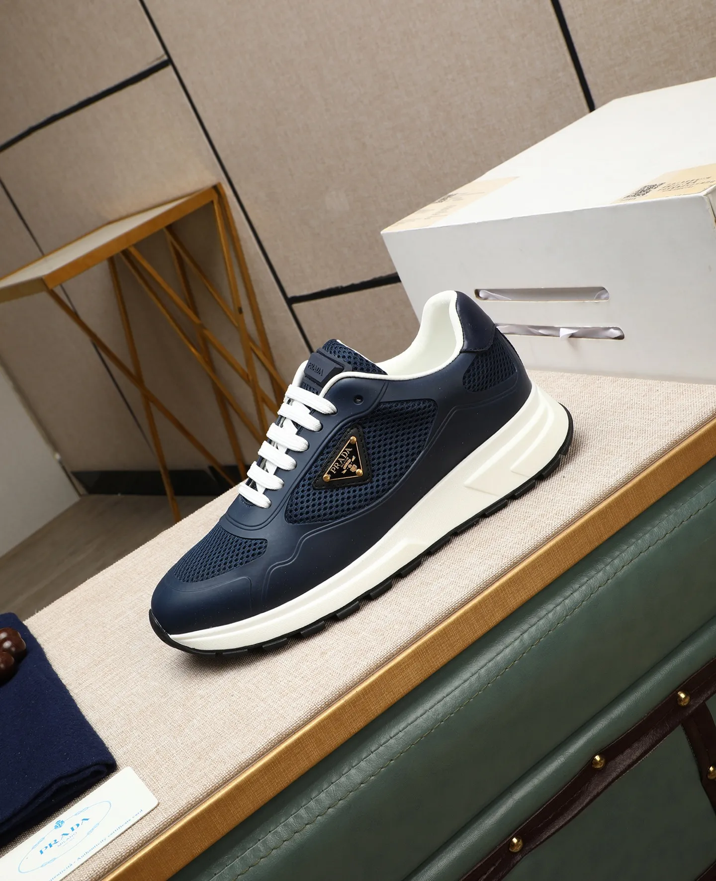 Men's shoes 💰580 [PRADA] Prada - High-end quality original order - Upper: 🔝 silk calfskin, brand canvas cloth, brand metal fasteners - Lining: mesh, foot pads; top-grade cowhide - Outsole: ultra-light TPU foam; molded outsole - Ultra-high quality control·Fine workmanship: highlighted (high-end·luxury·grade) -Size: 38-44 (45 can be customized) Wang